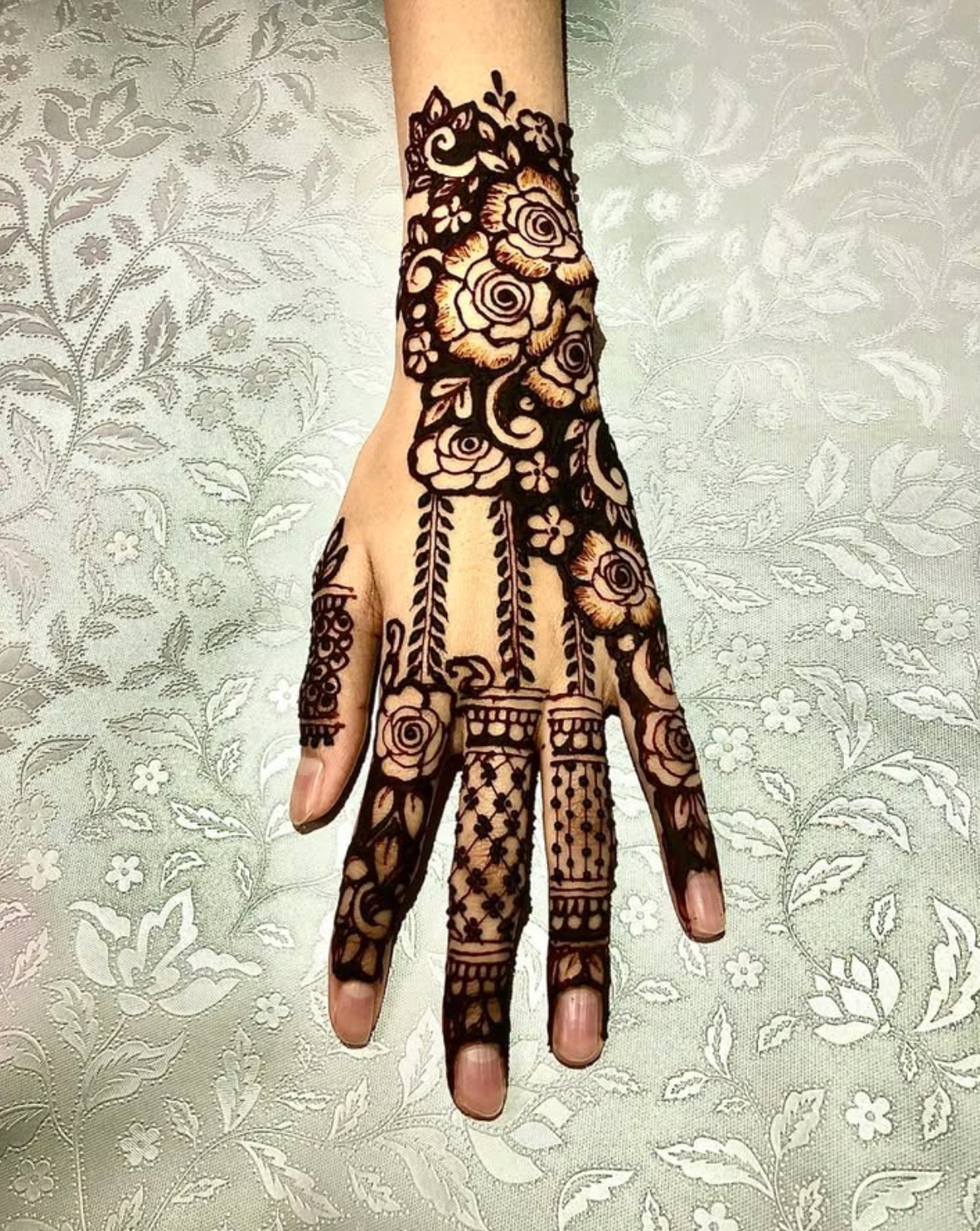 Bold florals by Leicester Mehndi